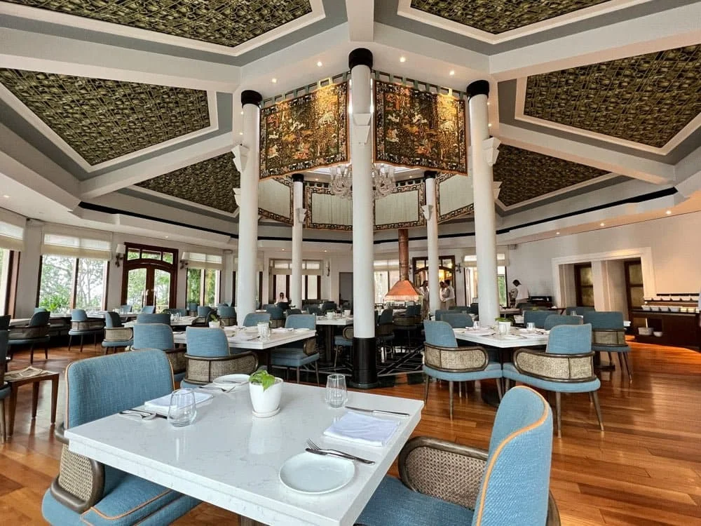 Ananda in the Himalayas Dining