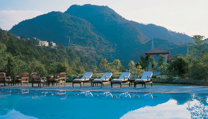 Ananda in the Himalayas View