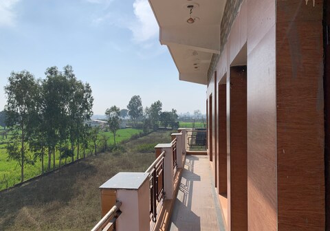 Divine Homestay Haridwar Room