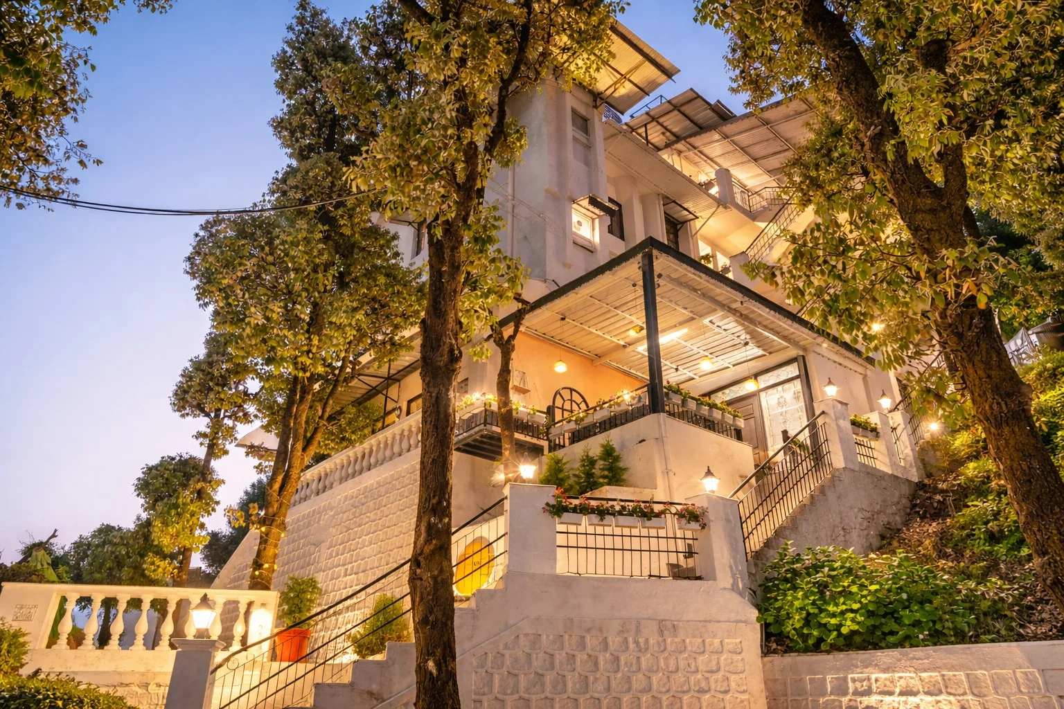 Jasmine 2BHK Apartment, Mussoorie Suite Interior