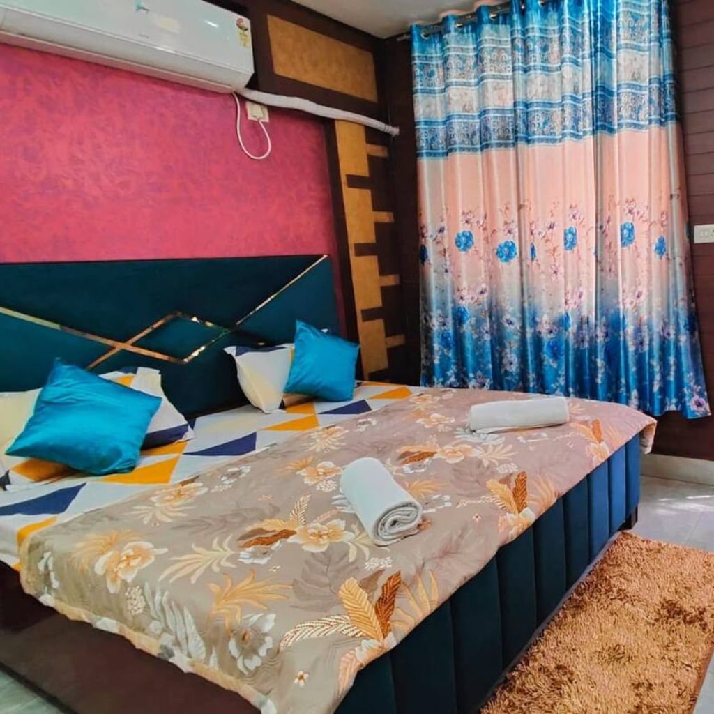 Nehnilayam Homestay Haridwar Dining