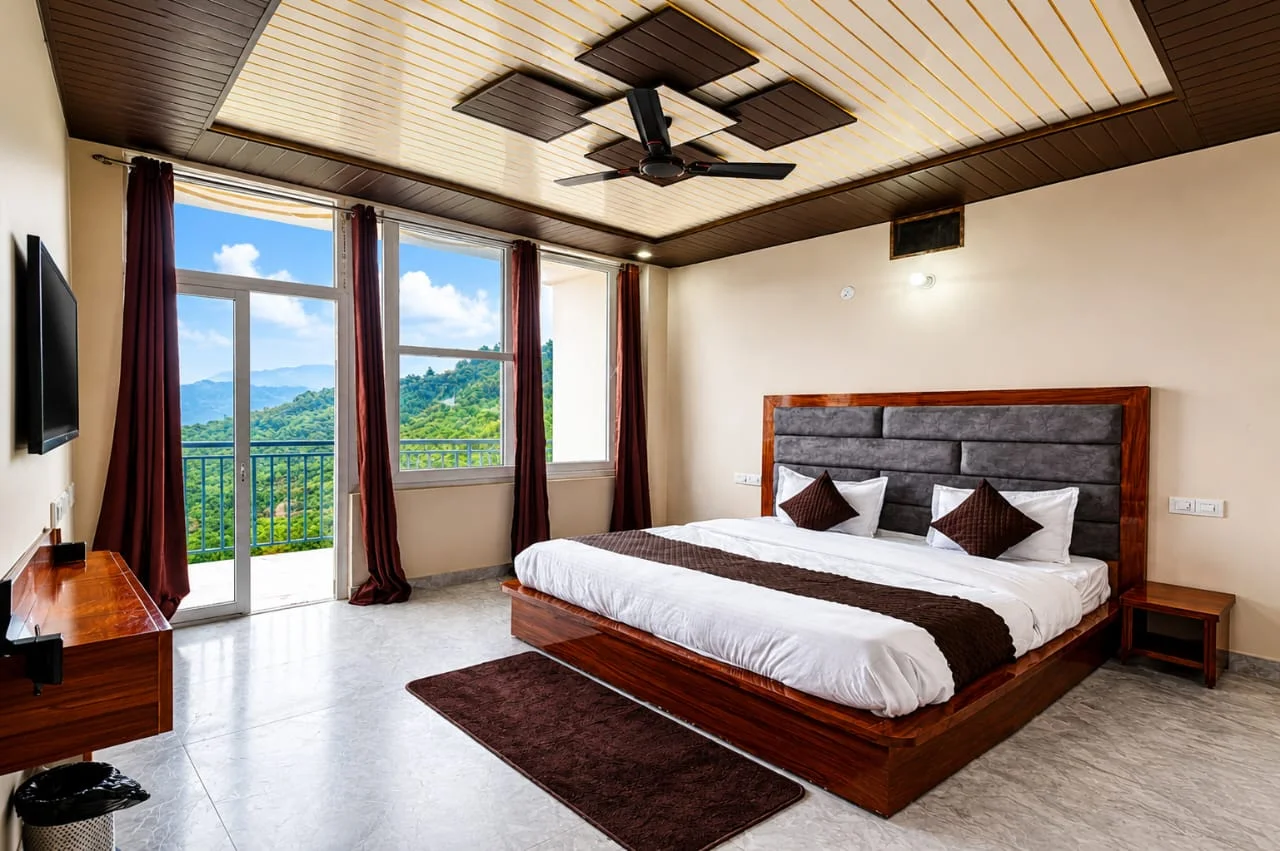 Oleander 2 BHK Penthouse, Mussoorie Room