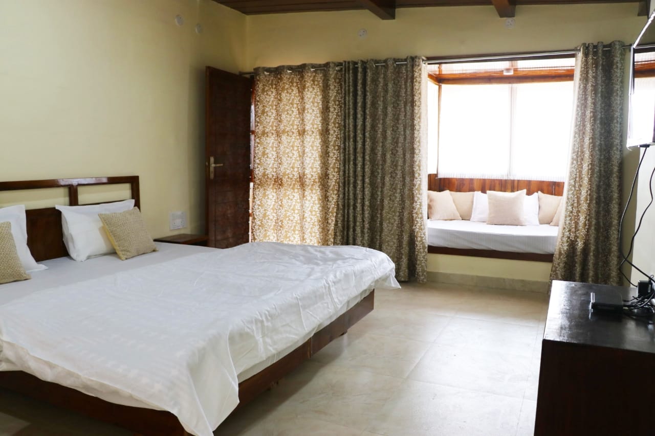 Pinaceae Resort, Chakrata Room