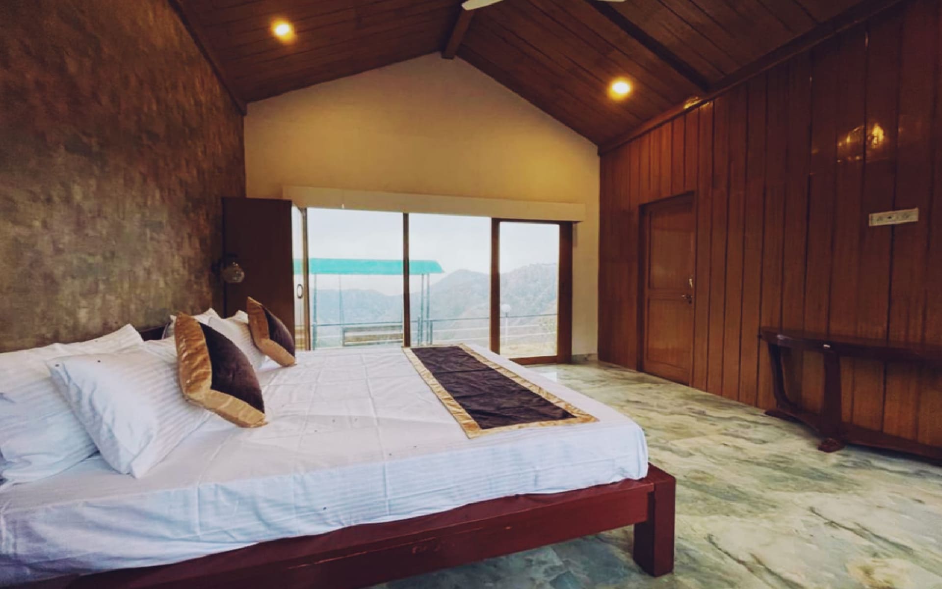 Resort Prakriti Unwind, Chakrata Suite Interior
