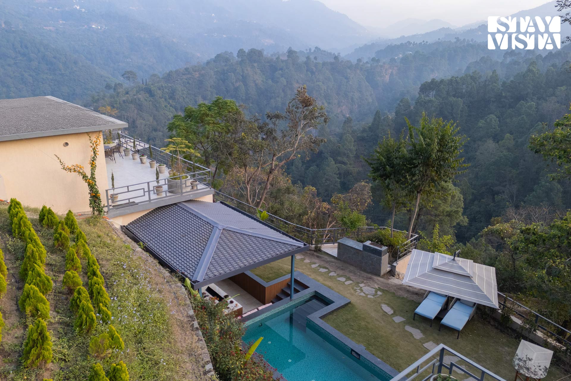 StayVista at The Edge of Sky, Chakrata View