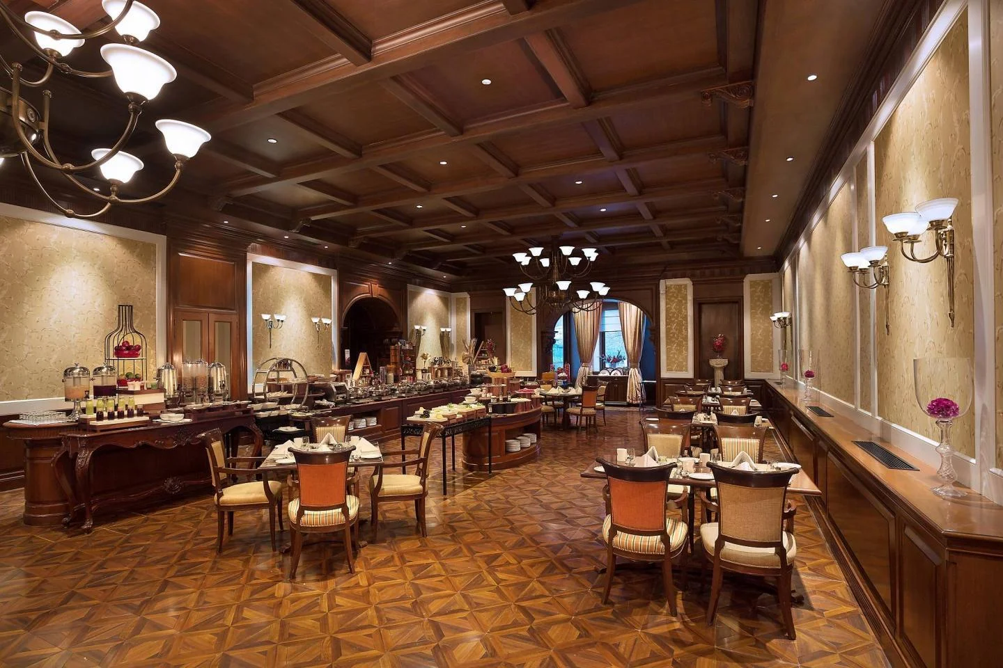 Welcomhotel by ITC Hotels, The Savoy, Mussoorie Dining